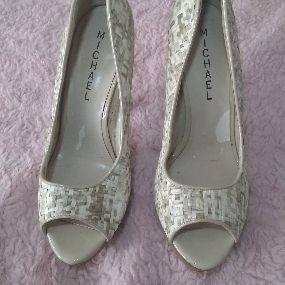 Michael Straw Crossed Design Nyla Heels Size 7M